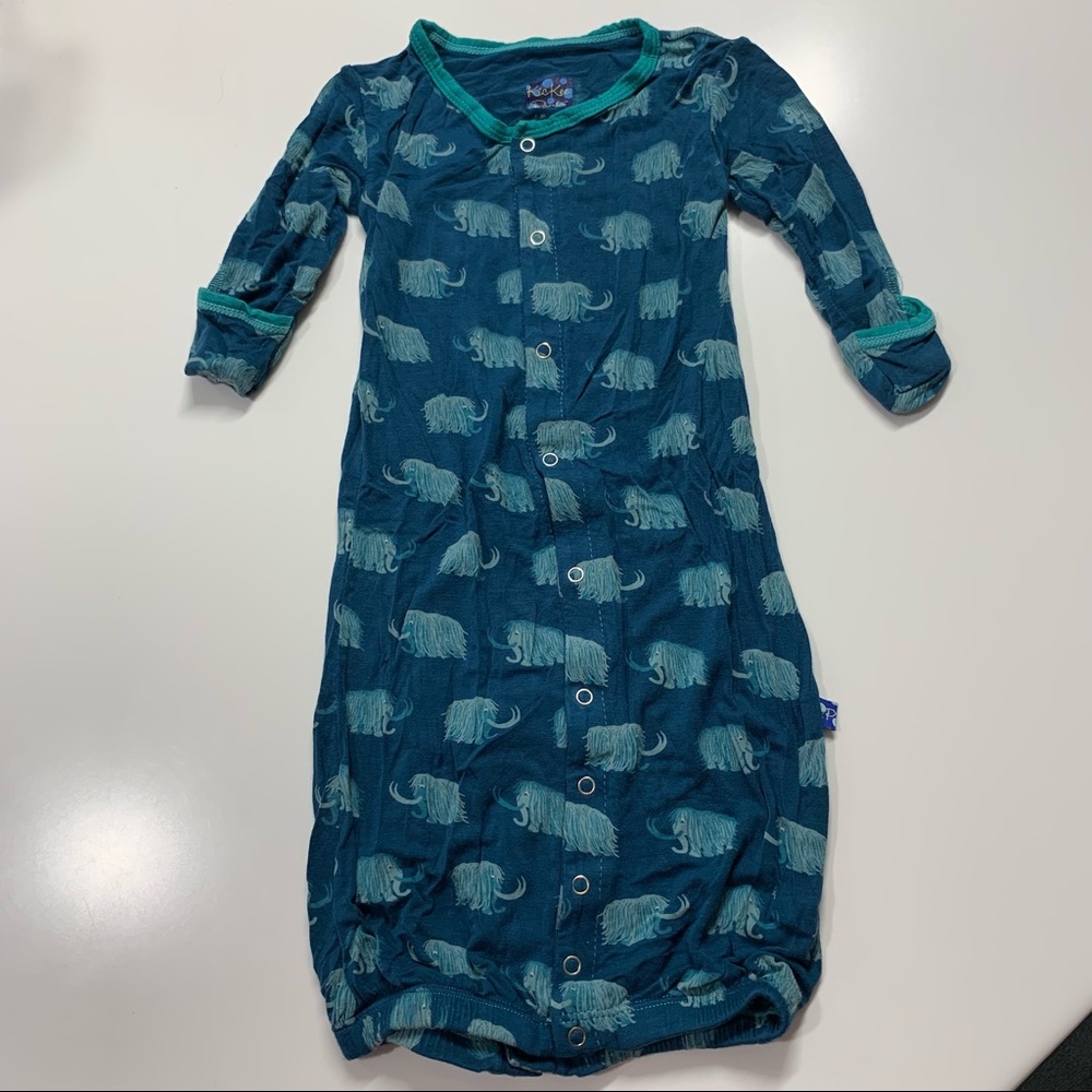 KicKee Pants gown converter